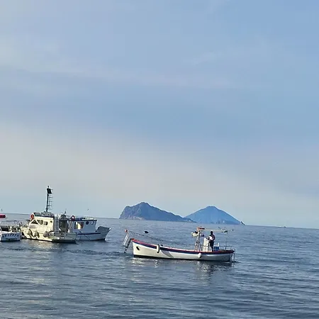 Vista Mare Lipari Isole Eolie Con Parcheggio Apartmán *
