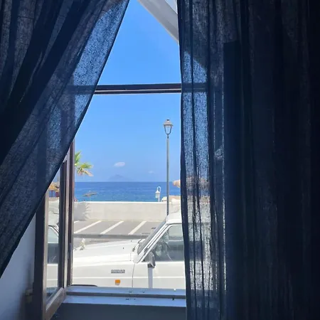 Vista Mare Lipari Isole Eolie Con Parcheggio Apartmán *