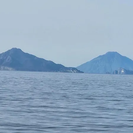 Vista Mare Lipari Isole Eolie Con Parcheggio Apartmán *