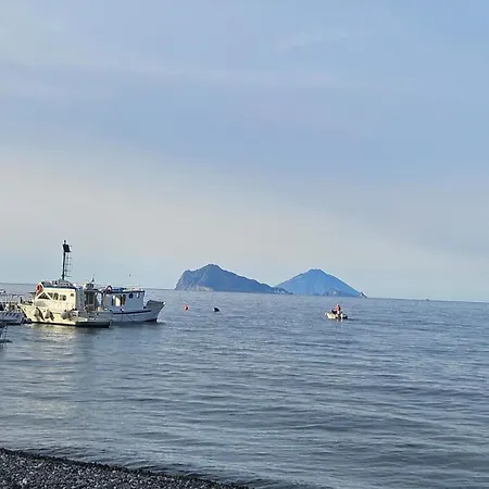 Vista Mare Lipari Isole Eolie Con Parcheggio Apartmán